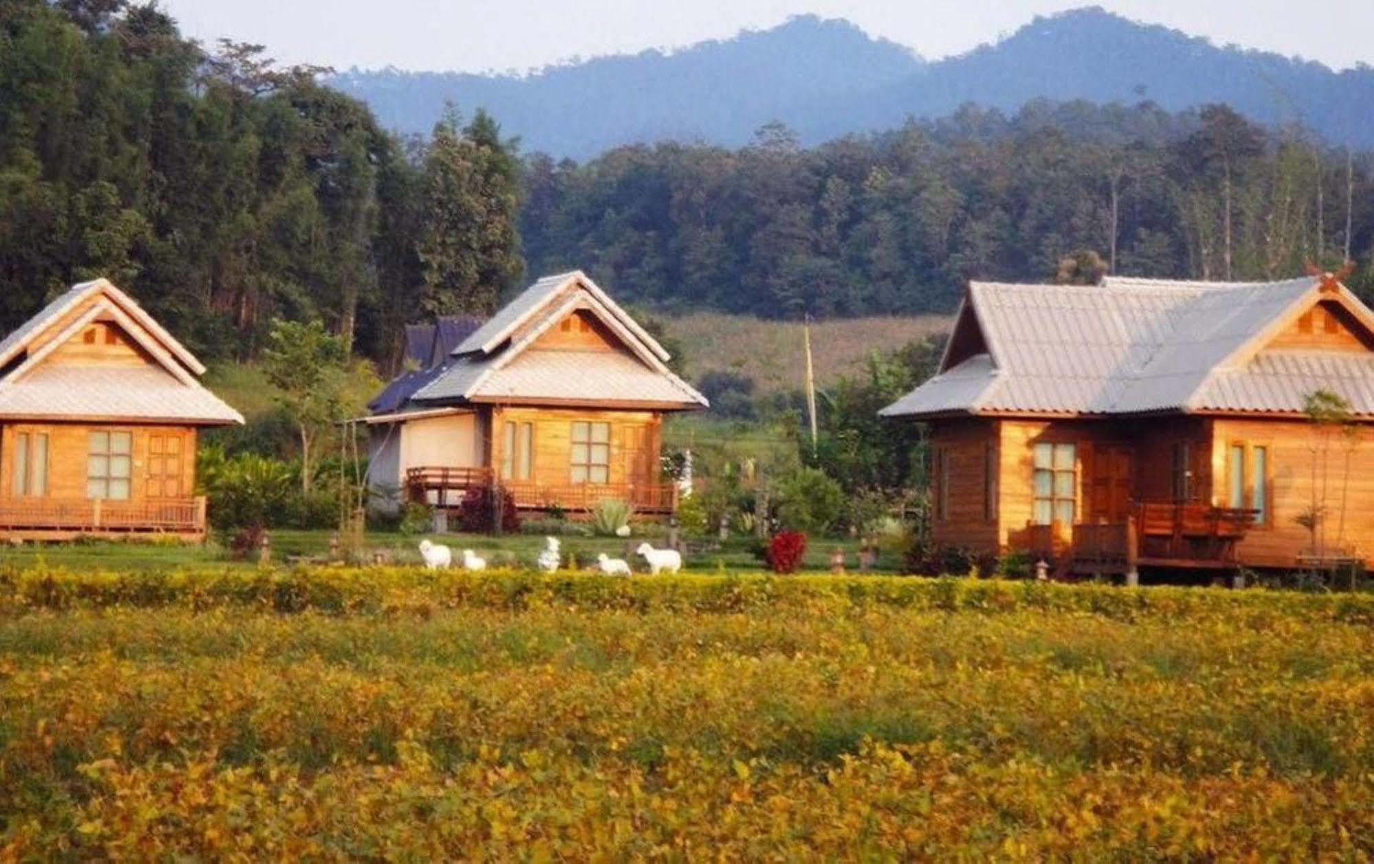 Tarnjedton Pai Resort Exterior photo